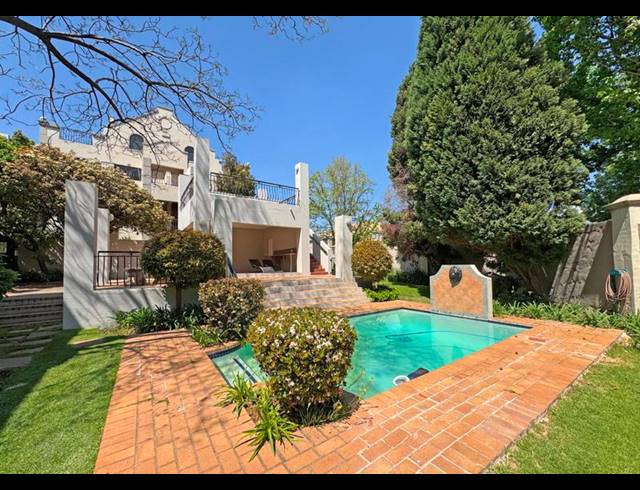 2 BEDROOM APARTMENT FOR SALE IN WAVERLEY